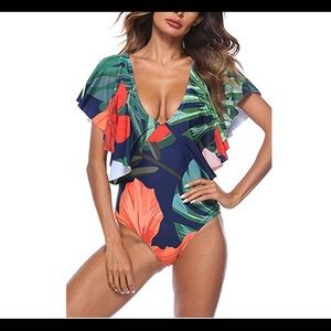 💖Host Pick!Tropical flowers one piece with ruffle